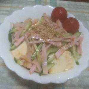 豆腐とハムときゅうりのサラダ